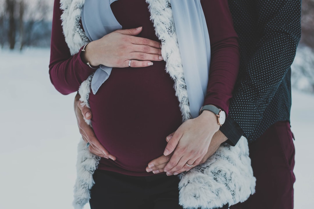 découvrez tout ce qu'il faut savoir sur le congé maternité : droits, durée, démarches à suivre et conseils pour vivre cette période sereinement.
