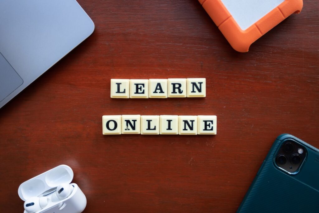obtenez votre certification digitale en ligne et valorisez vos compétences numériques. découvrez nos programmes reconnus pour booster votre carrière grâce à la transformation digitale.