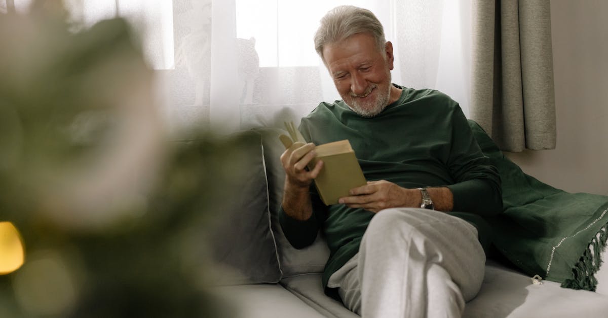 découvrez senior comfort solutions : des services et équipements dédiés au bien-être, à la sécurité et à l’autonomie des seniors à domicile. offrez confort, confiance et sérénité à vos proches âgés.