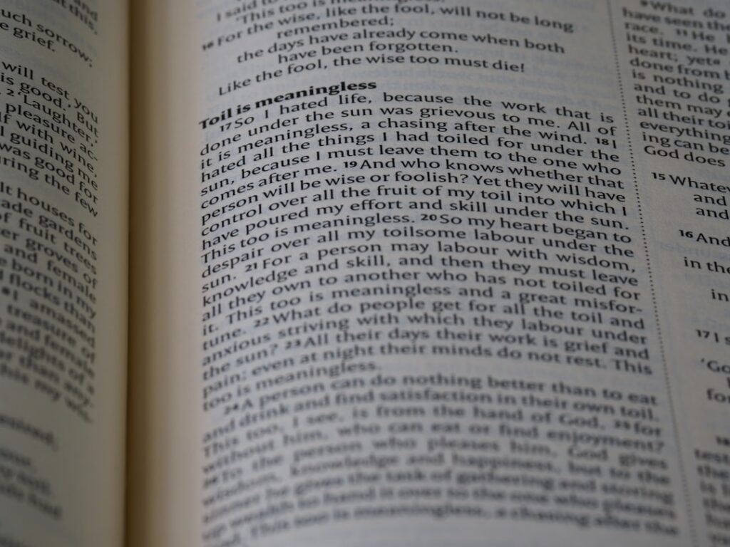 découvrez les avantages de l'immersion linguistique pour maîtriser rapidement une nouvelle langue grâce à une pratique intensive et contextuelle.