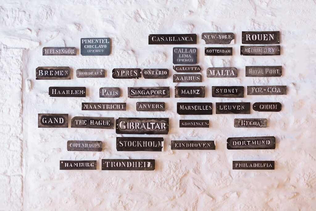 découvrez une collection unique de noms fantasy pour vos personnages, lieux et mondes imaginaires, parfaits pour vos histoires et jeux de rôle.