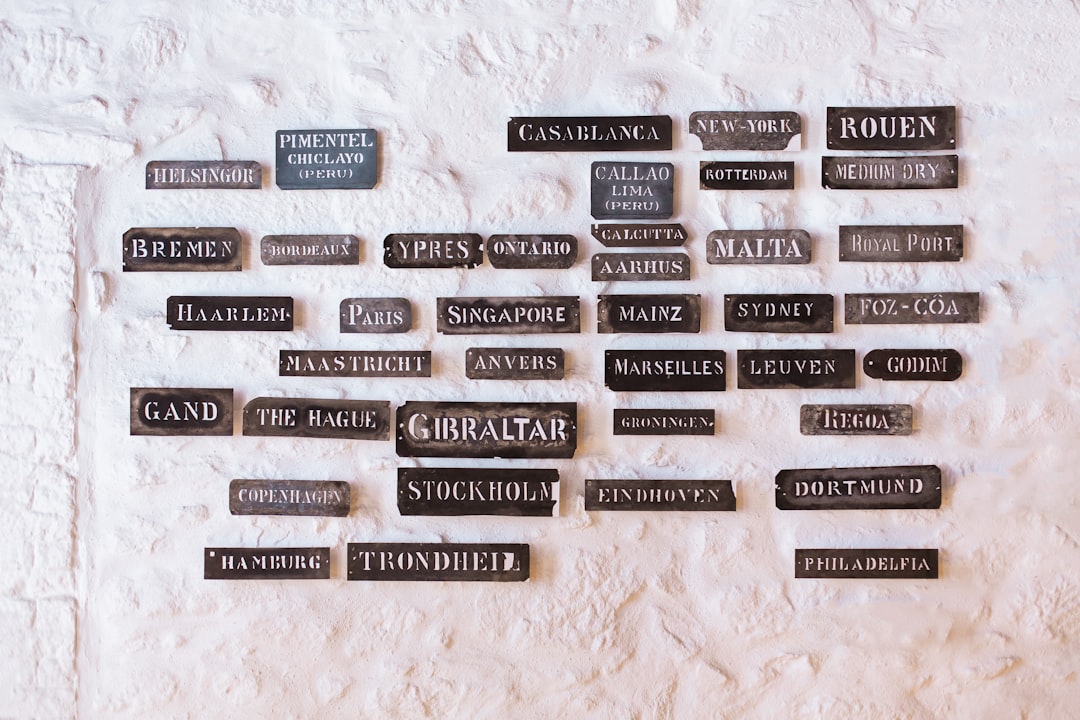 découvrez une collection unique de noms fantasy pour vos personnages, lieux et mondes imaginaires, parfaits pour vos histoires et jeux de rôle.